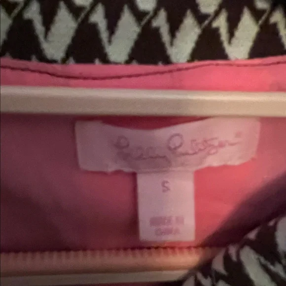 Lilly Pulitzer Brown and Cream Houndstooth Cape - Picture 2 of 2